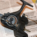 gears-inside-spinning-reel